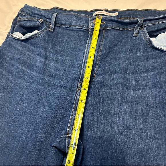 Levi’s 724 High Rise Straight Jeans Size 34 Distressed Blue Denim - Picture 7 of 10